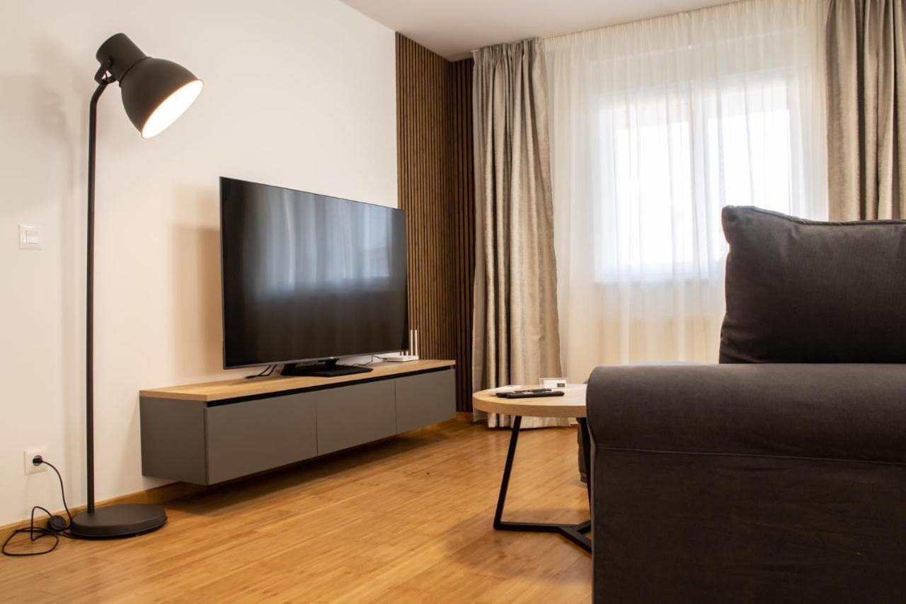 Hugo Apartments Zagreb Bagian luar foto