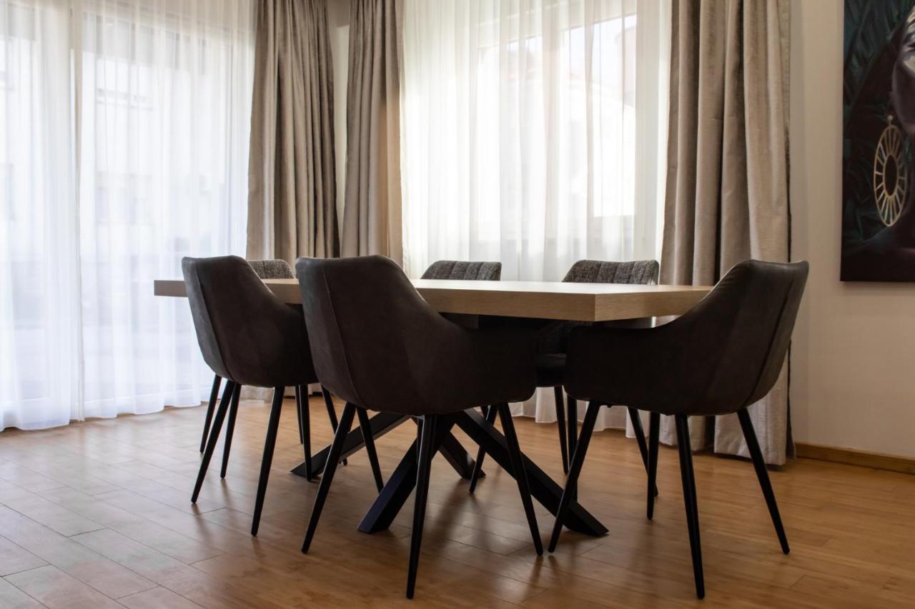 Hugo Apartments Zagreb Bagian luar foto