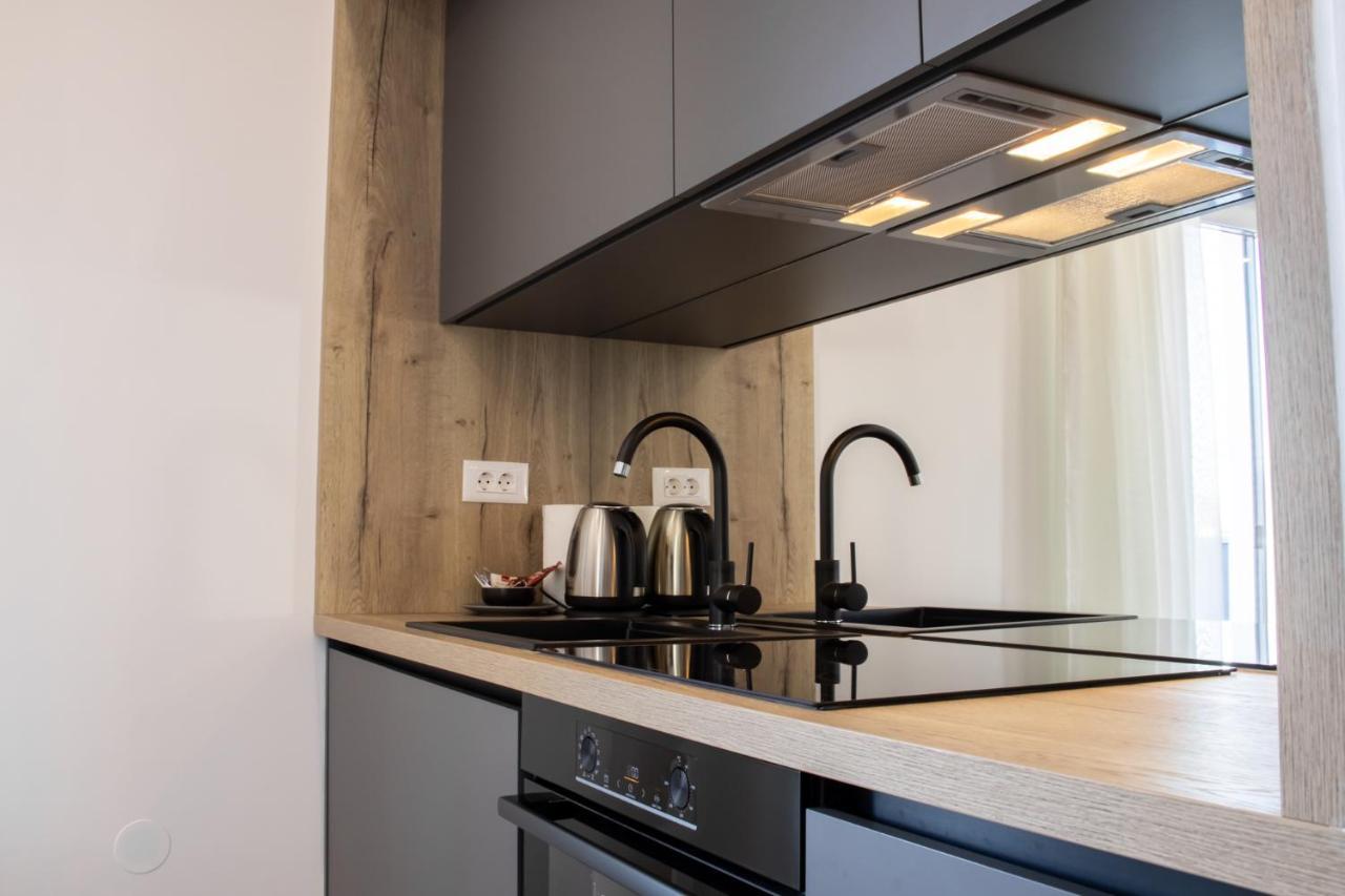 Hugo Apartments Zagreb Bagian luar foto
