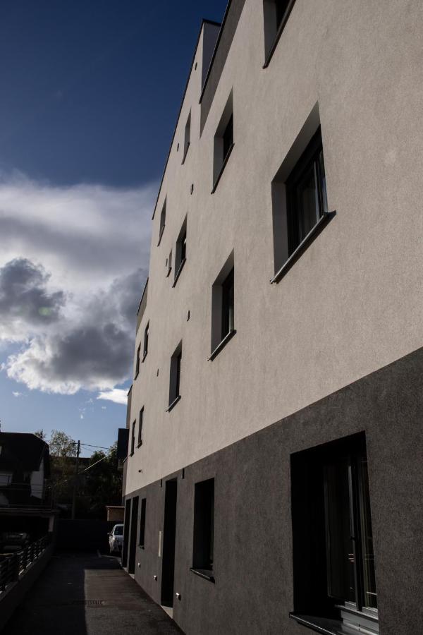 Hugo Apartments Zagreb Bagian luar foto