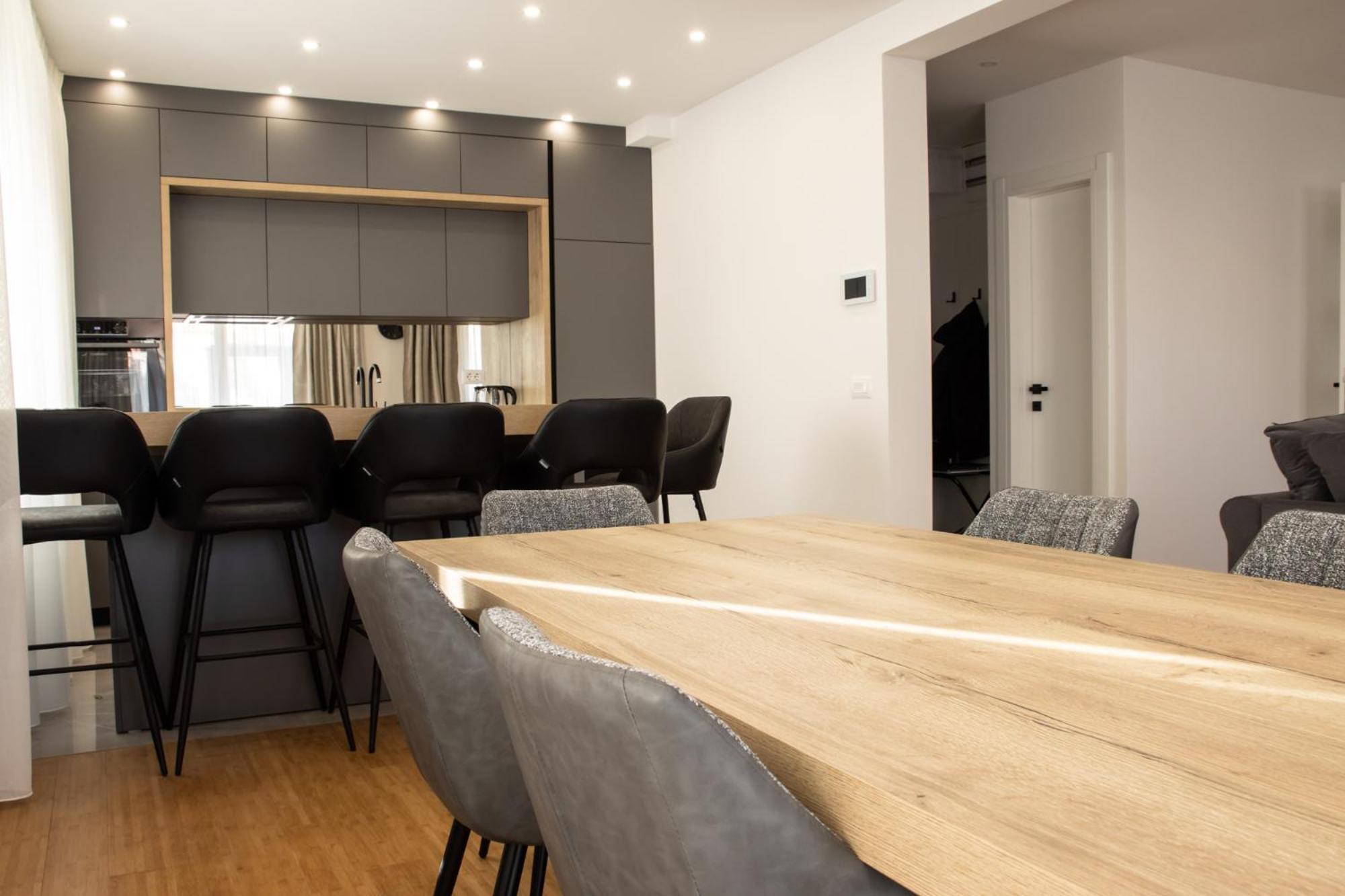 Hugo Apartments Zagreb Bagian luar foto