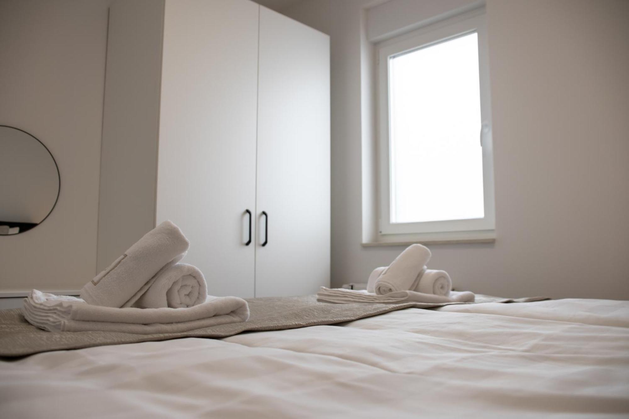 Hugo Apartments Zagreb Bagian luar foto