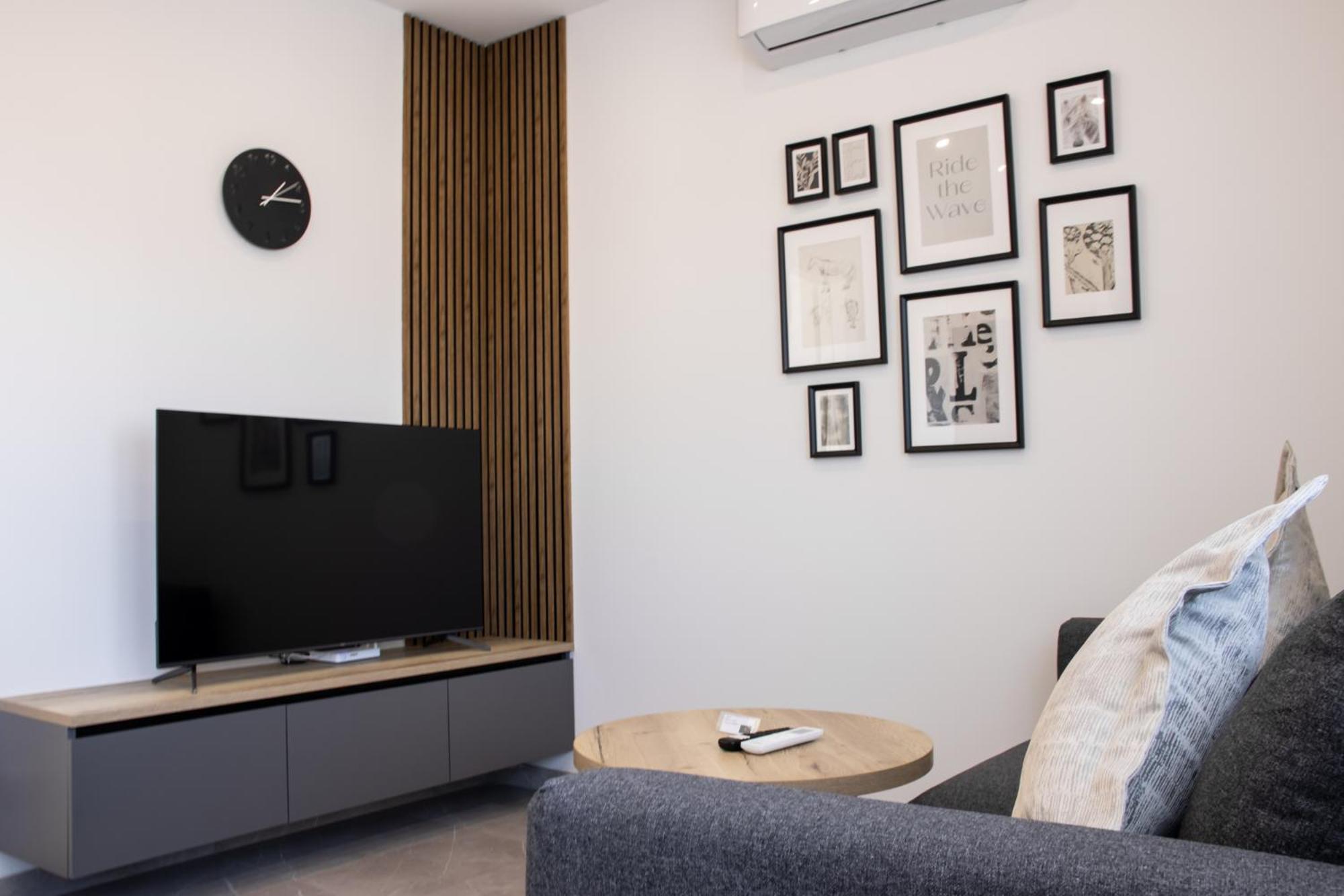 Hugo Apartments Zagreb Bagian luar foto