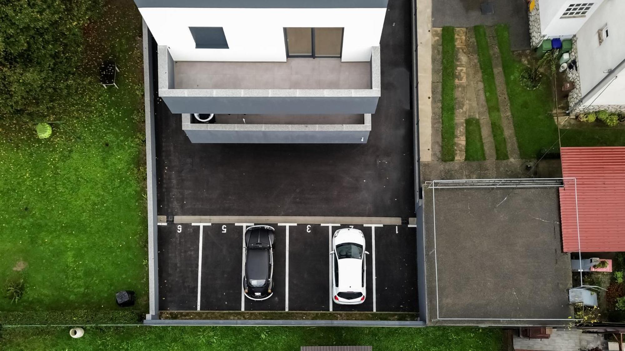 Hugo Apartments Zagreb Bagian luar foto